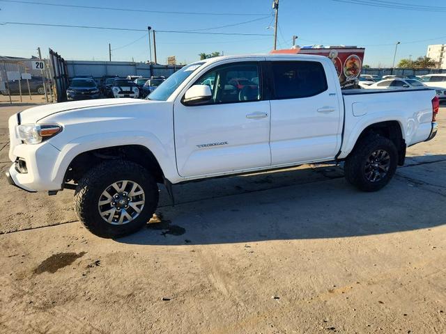 2021 TOYOTA TACOMA SR5 V6  