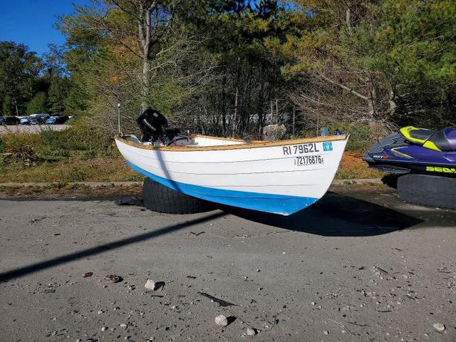 2001 BOAT