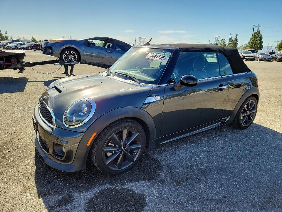 2014 MINI COOPER S  