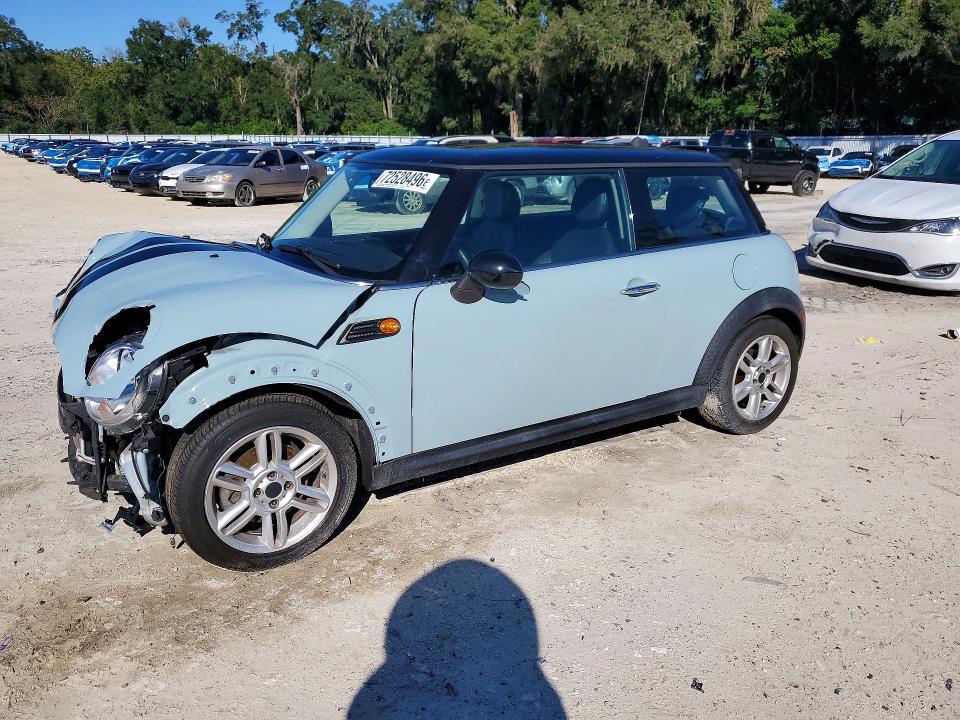 2012 MINI COOPER   