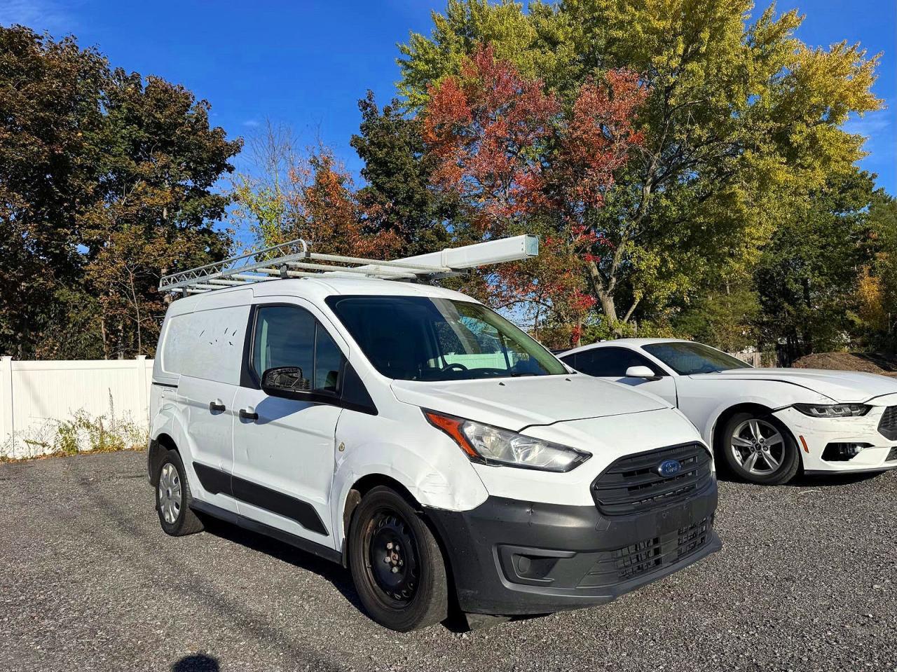 Vista de 2020 FORD TRANSIT CONNECT XL, ángulo 1