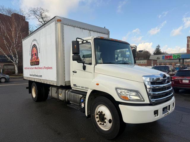 2013 HINO 258268   