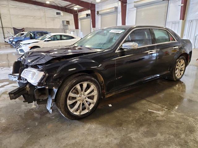 2019 CHRYSLER 300