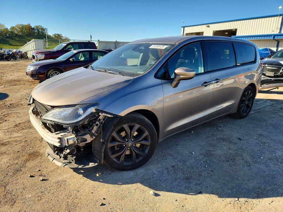 2018 CHRYSLER PACIFICA TOURING PLUS  