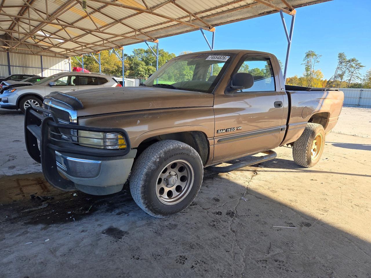 منظر 2000 DODGE RAM 1500 LARAMIE، زاوية 1