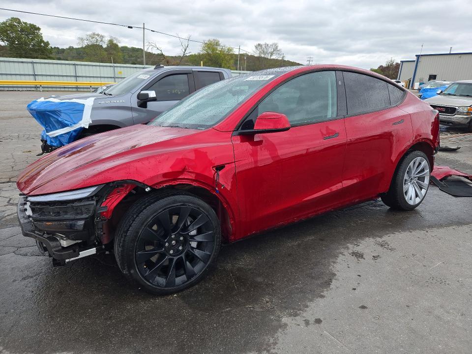 2026 TESLA MODEL Y   