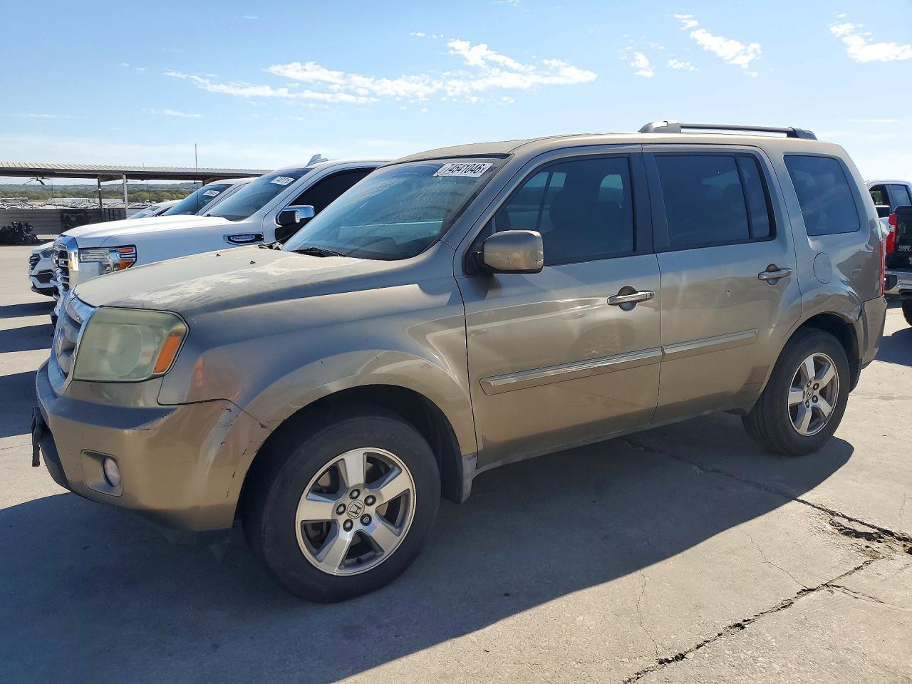 Vue de 2009 HONDA PILOT EXL, angle 1