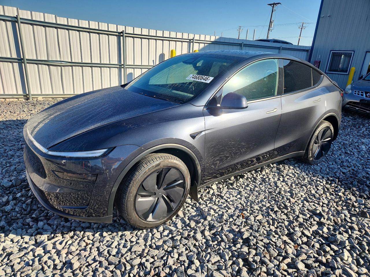 منظر 2026 TESLA MODEL Y، زاوية 1