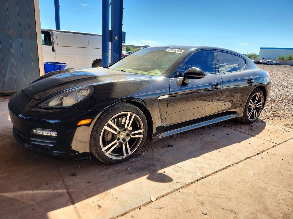 2012 PORSCHE PANAMERA 2  