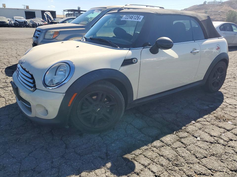 2013 MINI COOPER   