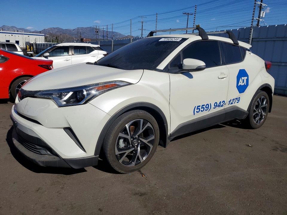 2018 TOYOTA C-HR XLE PREMIUM  