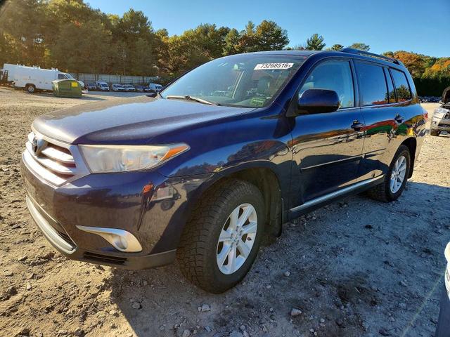 2013 TOYOTA HIGHLANDER SE  