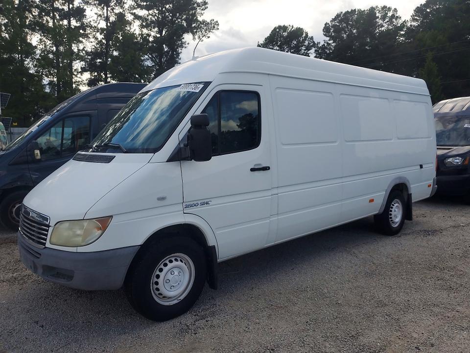 2005 FREIGHTLINER SPRINTER 2500  