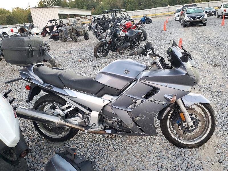 2004 YAMAHA FJR1300   