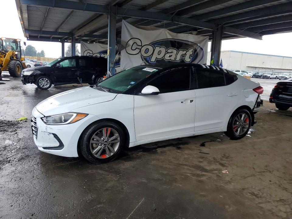 2018 HYUNDAI ELANTRA SEL  