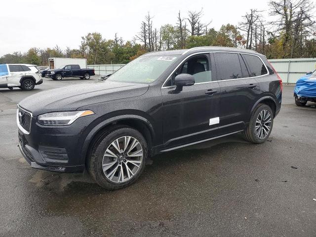2022 VOLVO XC90