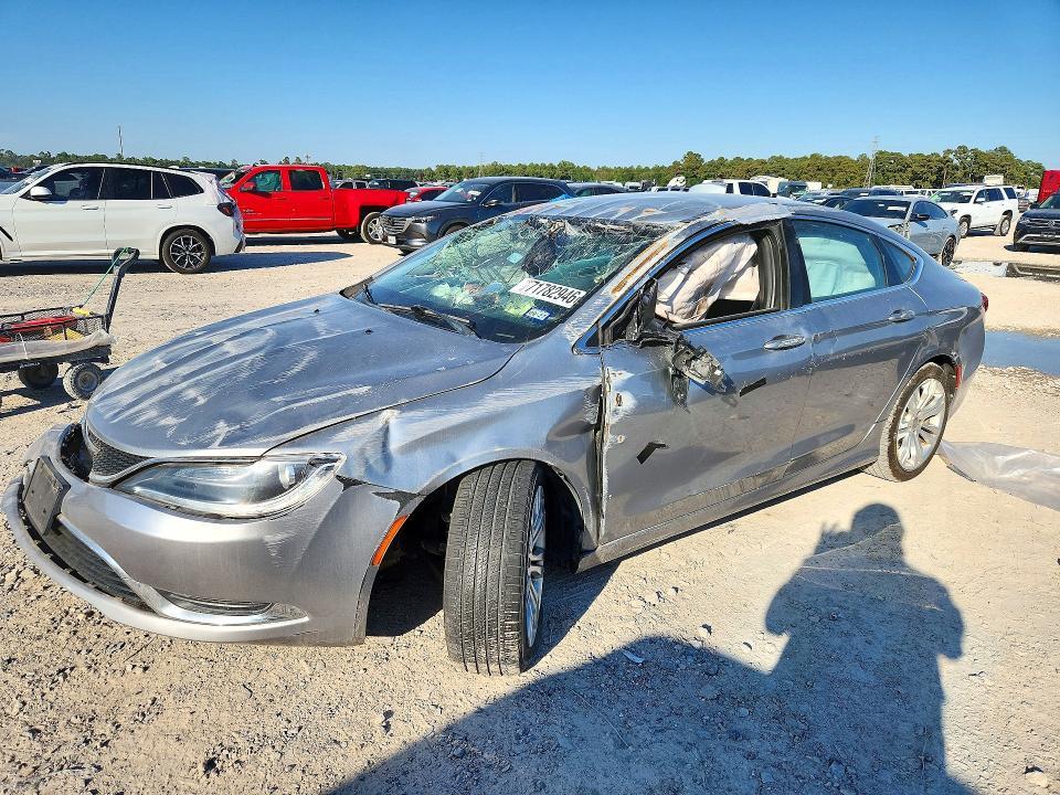 2016 CHRYSLER 200 LIMITED  