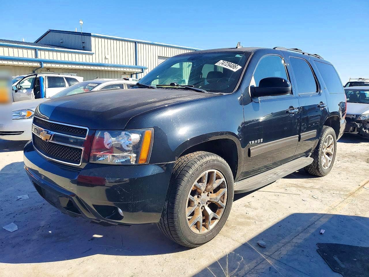Vedere 2013 CHEVROLET TAHOE K1500 LT, unghi 1