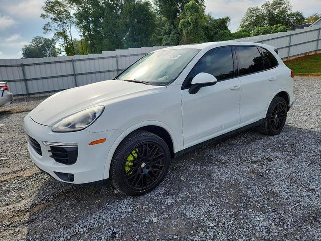 2017 PORSCHE CAYENNE   