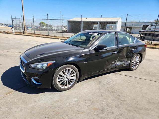 2019 INFINITI Q50 30T LUXE  