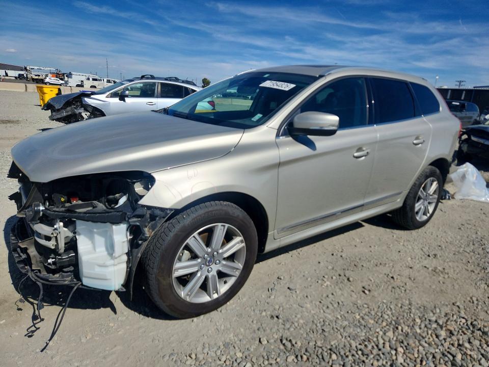 2017 VOLVO XC60 T5 INSCRIPTION  