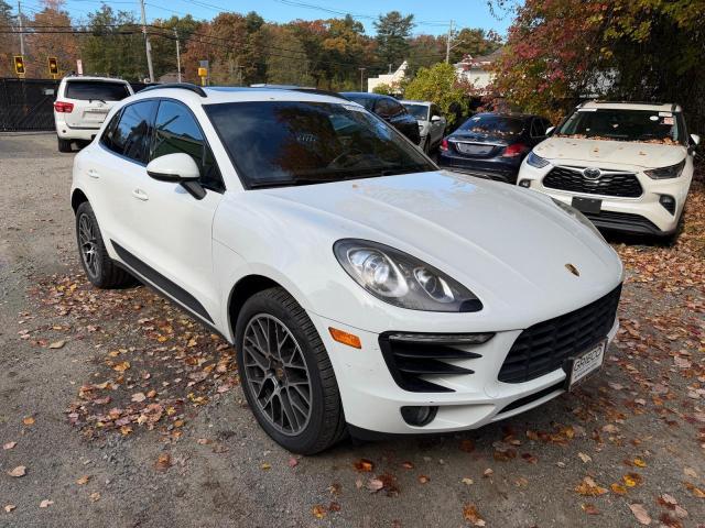 2016 PORSCHE MACAN