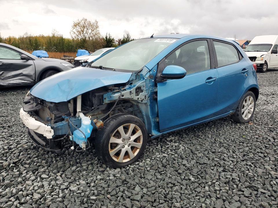 2011 MAZDA MAZDA2   