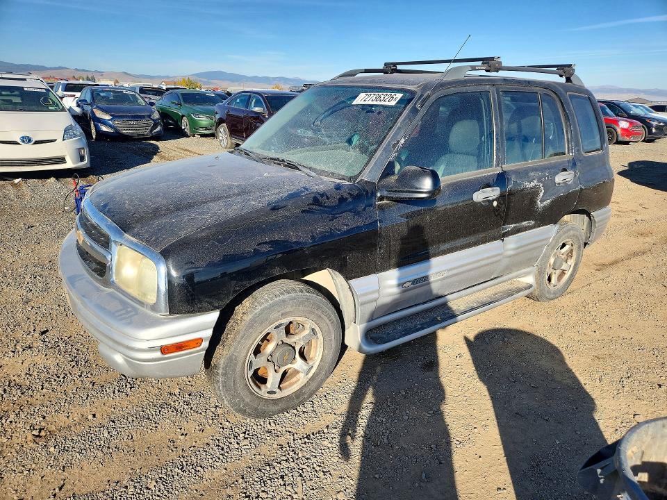 2001 CHEVROLET TRACKER LT  