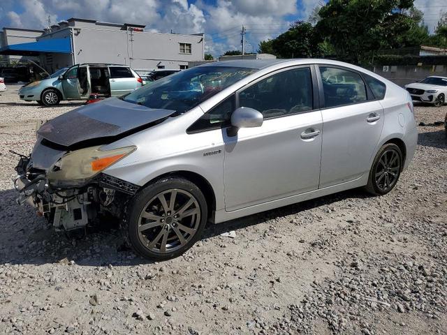 2013 TOYOTA PRIUS THREE  