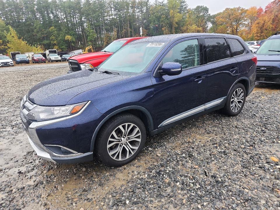 2017 MITSUBISHI OUTLANDER SE  
