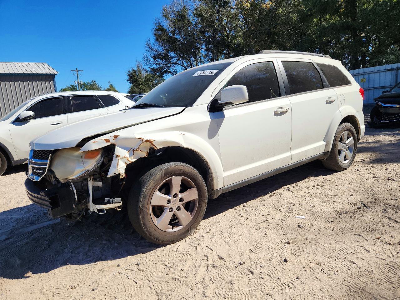 منظر 2012 DODGE JOURNEY SXT، زاوية 1