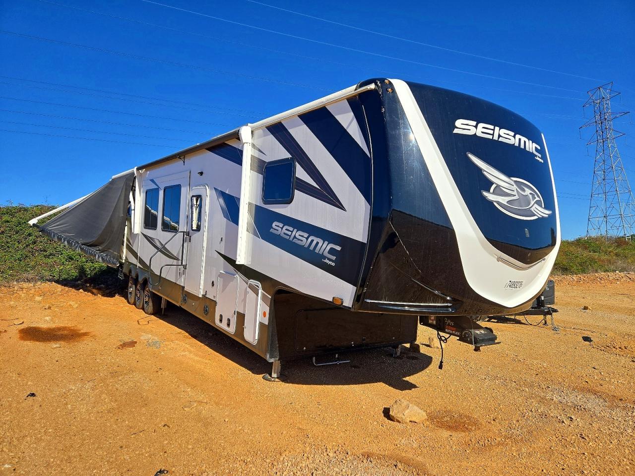Вид 2025 O SEISMIC - CAMPER, угол 1