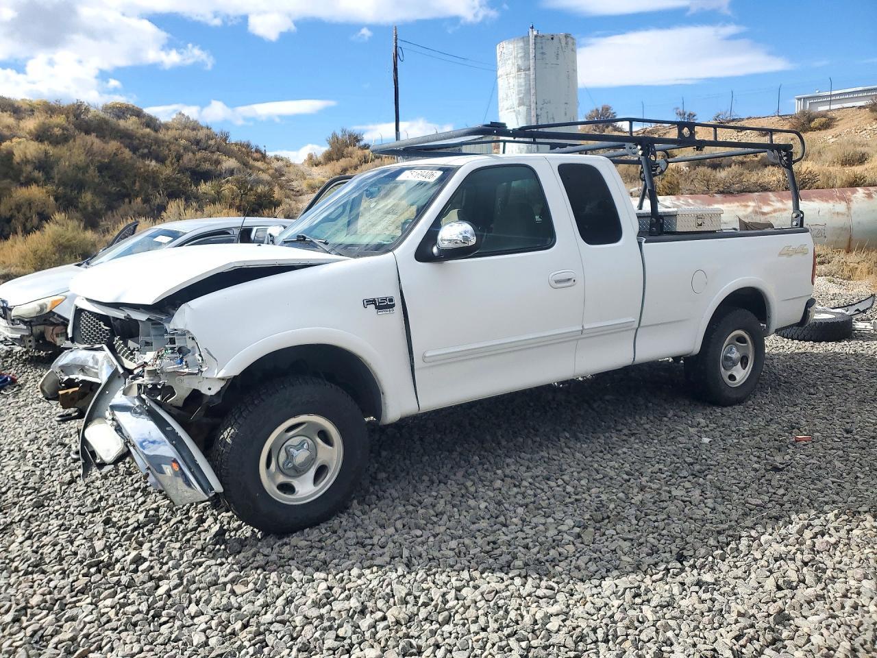 منظر 2000 FORD F150 LIGHTNING PRO، زاوية 1