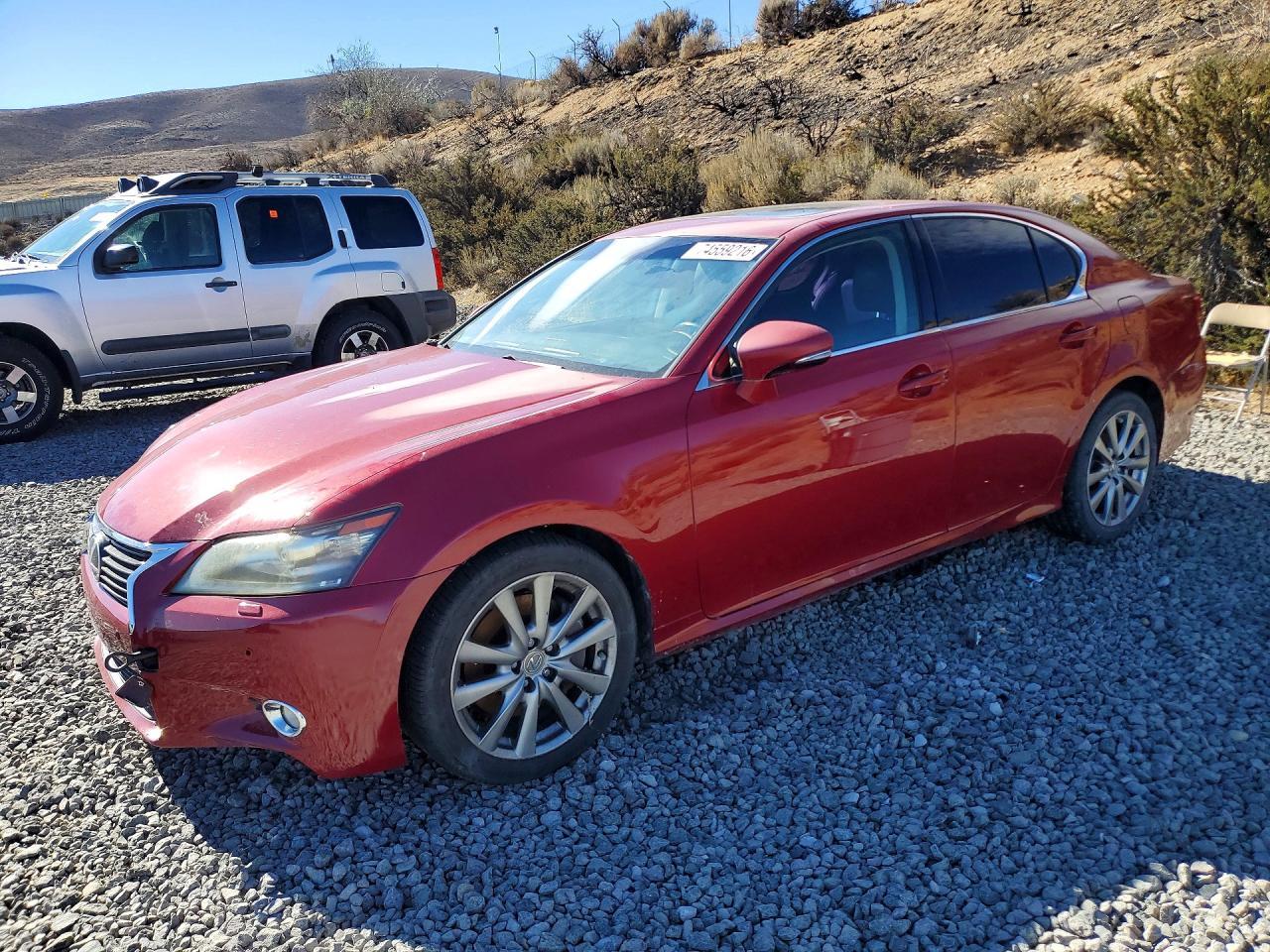 Vue de 2013 LEXUS GS 350, angle 1