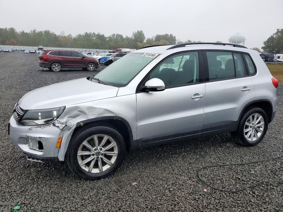 2017 VOLKSWAGEN TIGUAN S  