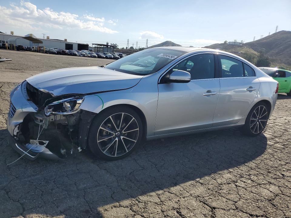 2016 VOLVO S60 PREMIER  