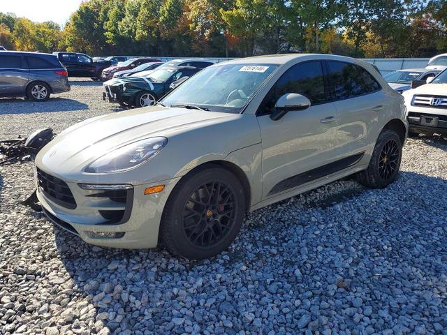 2018 PORSCHE MACAN GTS  