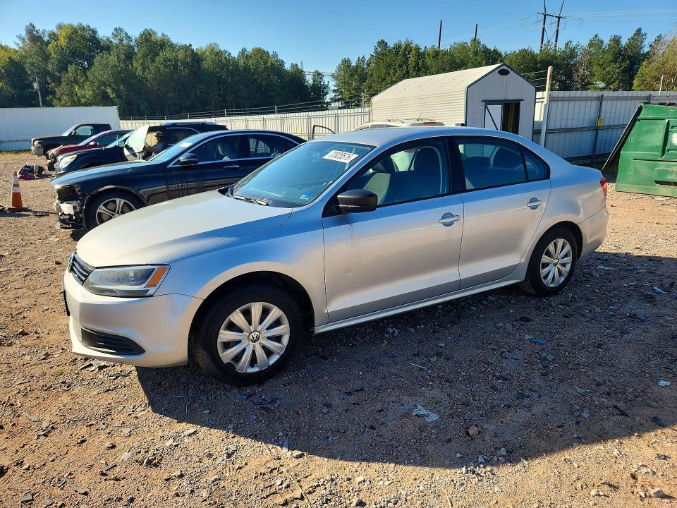 2014 VOLKSWAGEN JETTA BASE  