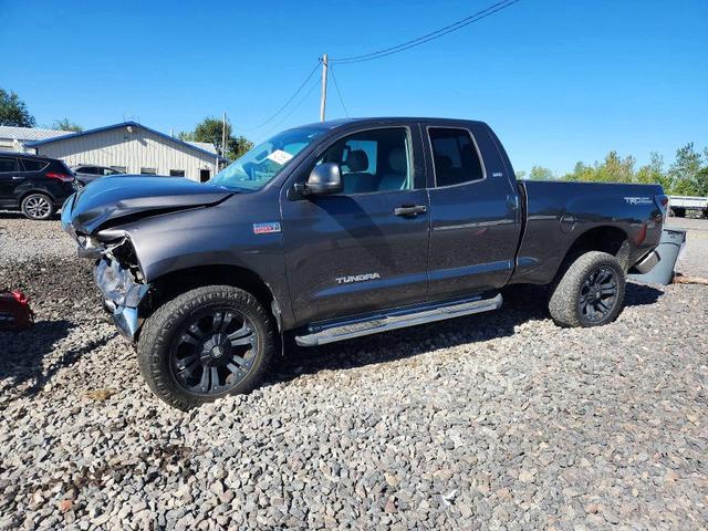 2011 TOYOTA TUNDRA DOUBLE CAB SR5  