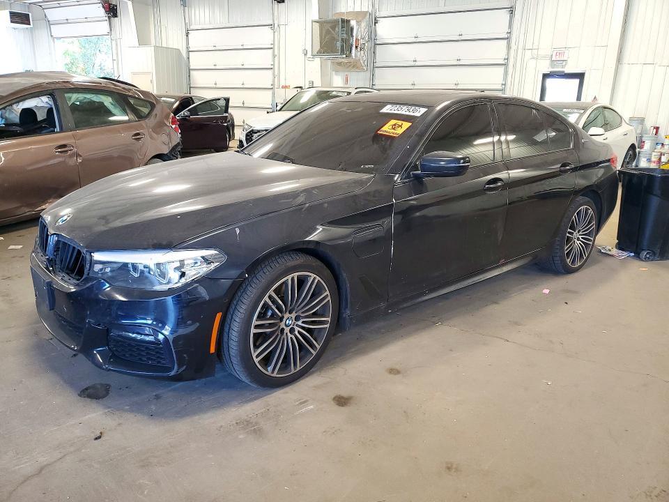 2019 BMW 530E   