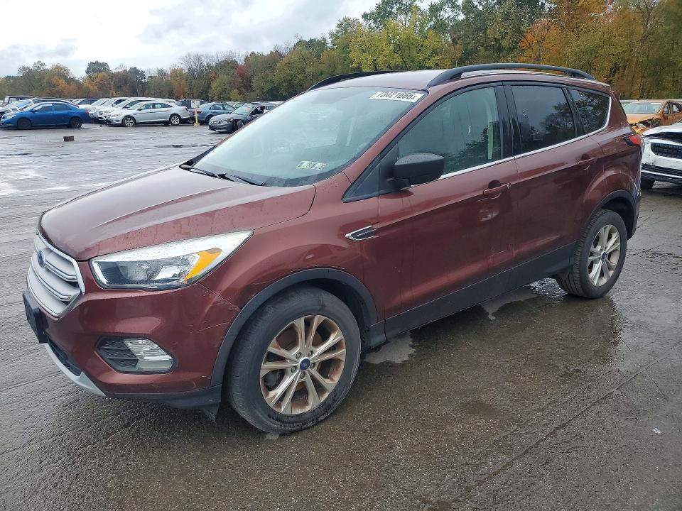 2018 FORD ESCAPE SE  