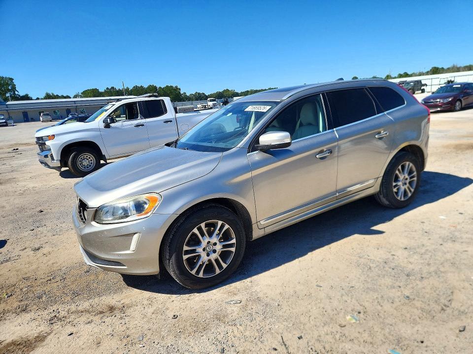 2016 VOLVO XC60 T5 PREMIER  