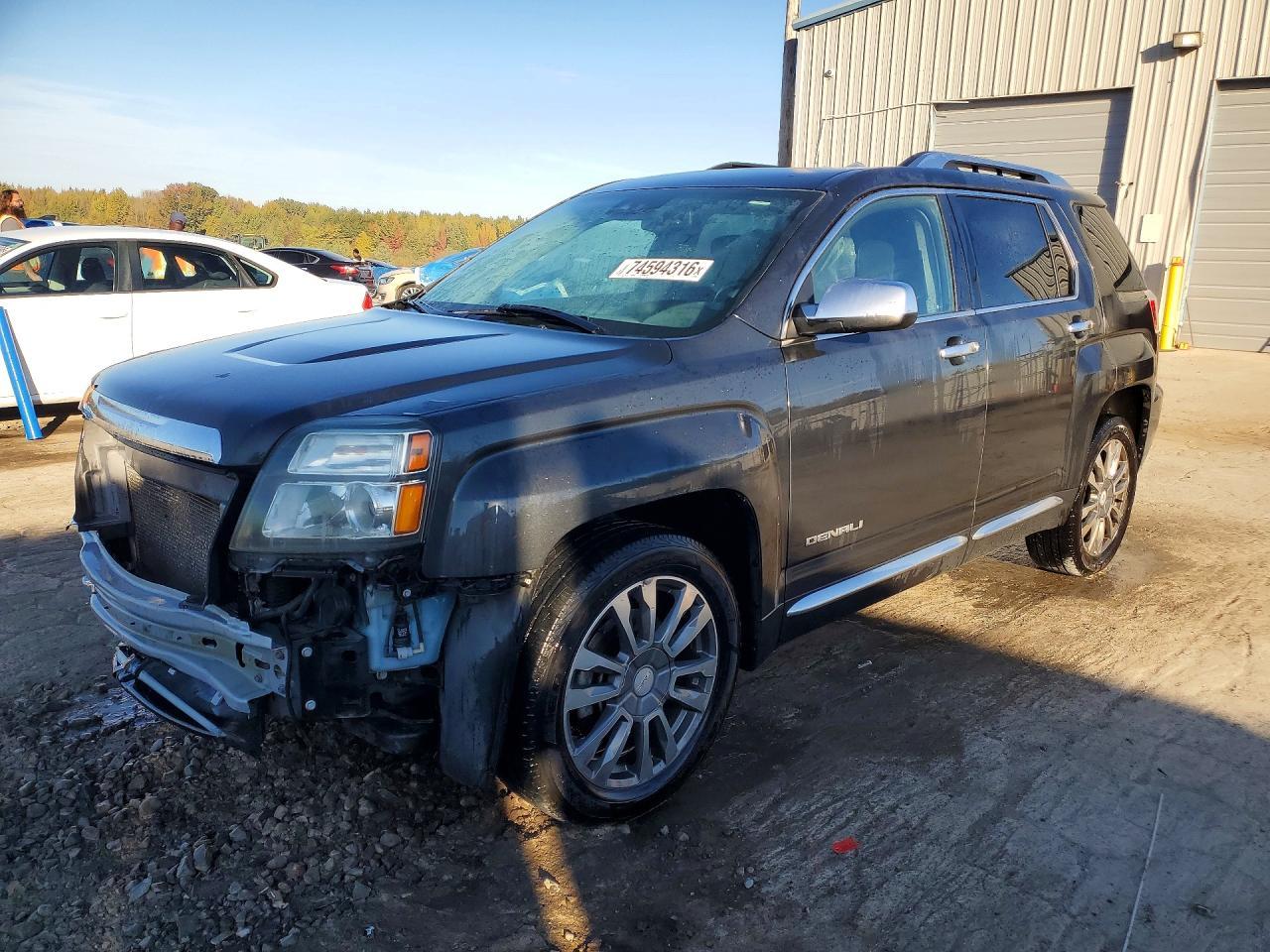 منظر 2017 GMC TERRAIN DENALI، زاوية 1