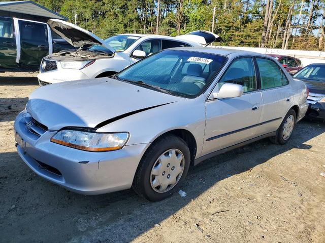 1999 HONDA ACCORD LX  
