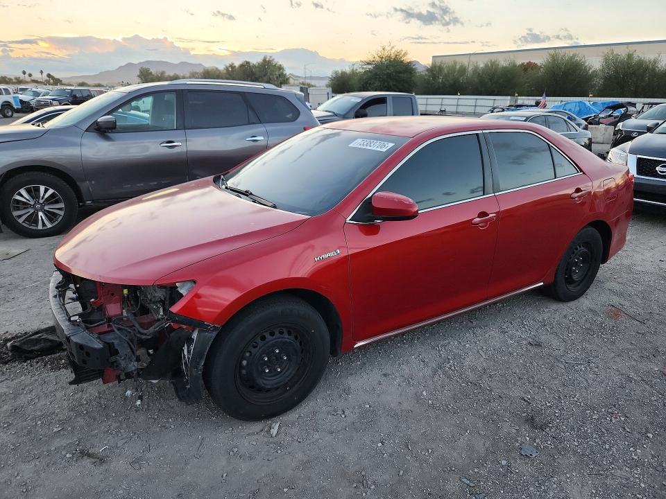 2014 TOYOTA CAMRY HYBRID LE  