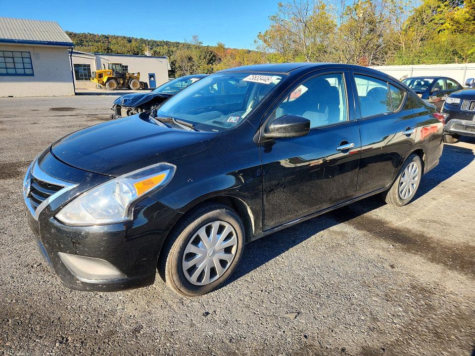 2018 NISSAN VERSA SV  