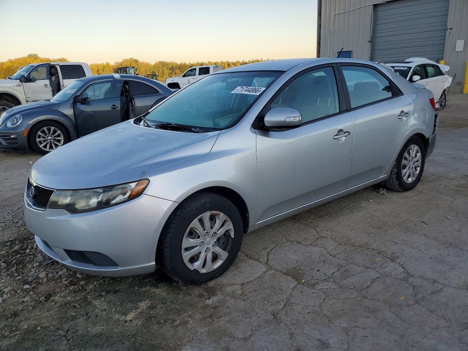 2010 KIA FORTE EX  