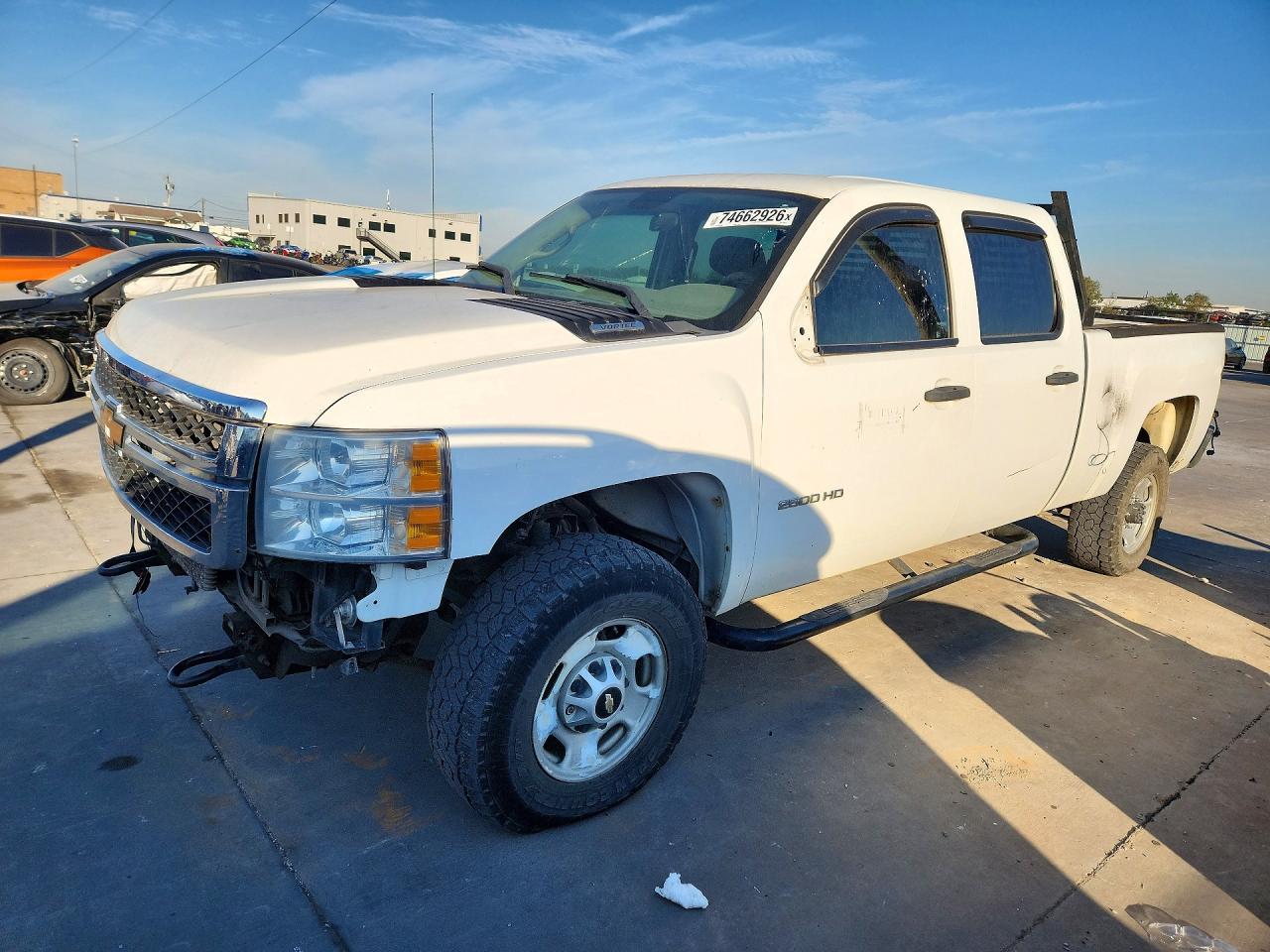Вид 2014 CHEVROLET SILVERADO C2500 HEAVY DUTY, угол 1