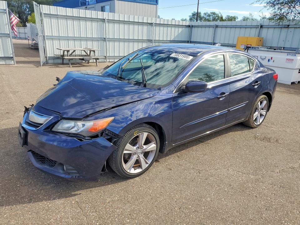 2013 ACURA ILX 20 TECH  