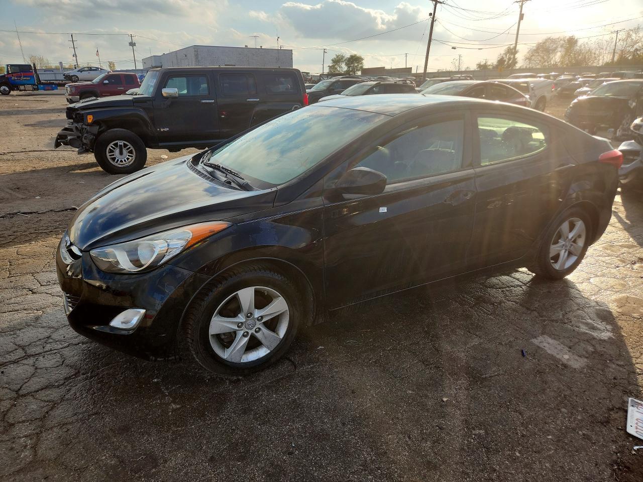 Vue de 2013 HYUNDAI ELANTRA GLS, angle 1